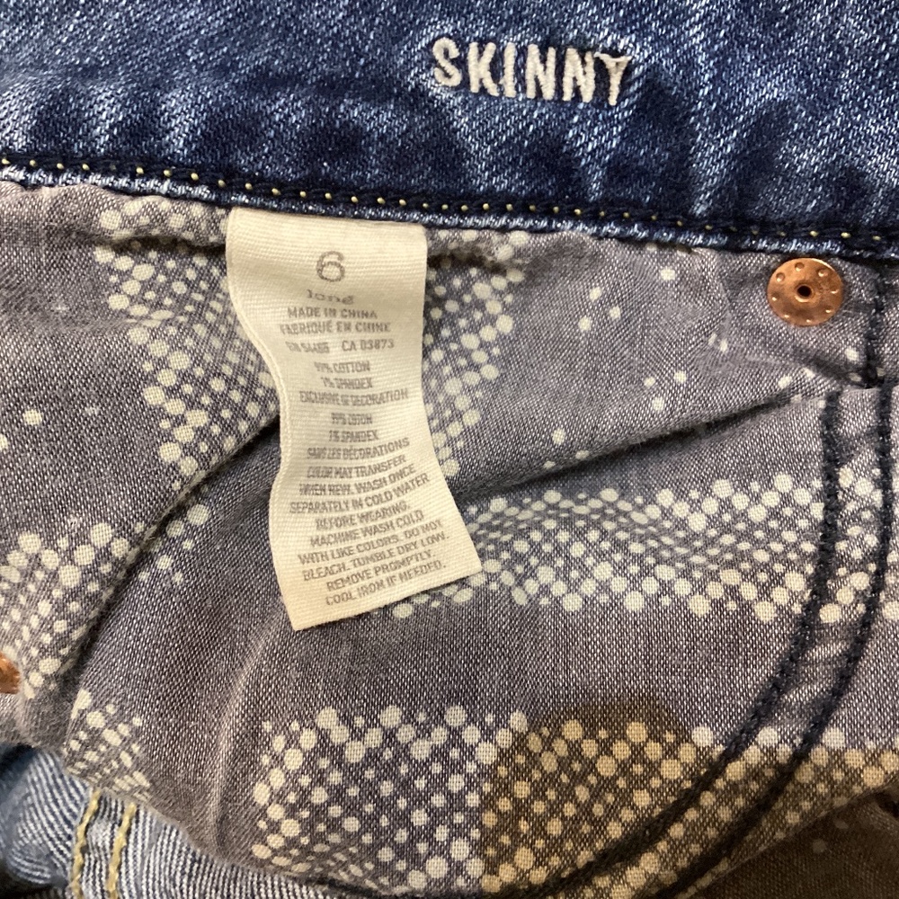 AE Stretch SKINNY Jeans Distressed/Destroyed Size 6 Long from 2011 - Picture 3 of 6